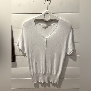 White ribbed V-neck sweater โ LOFT Outlet (M)
